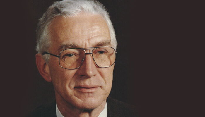 Dr. Wolfgang Eychmüller