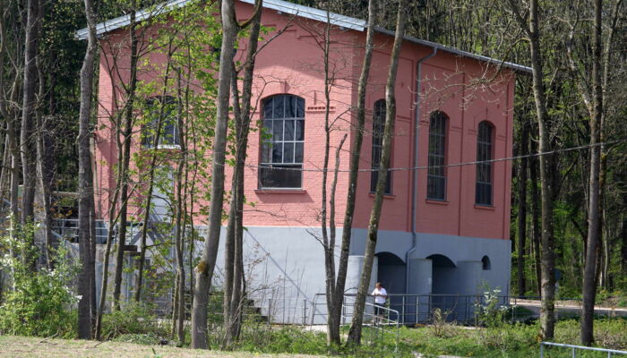 Power station