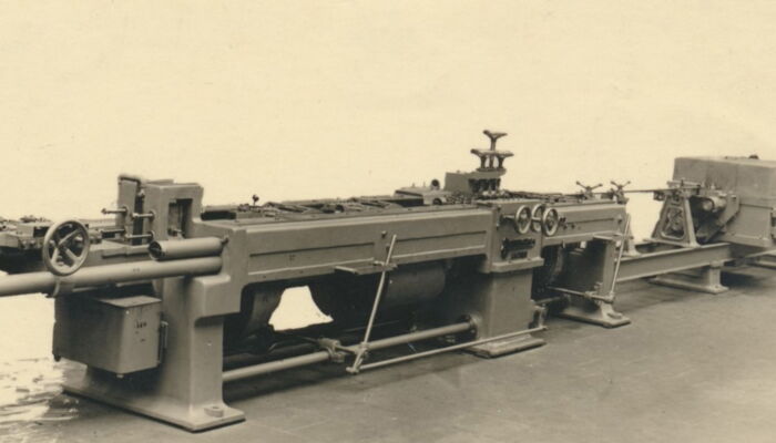 Drawing machine